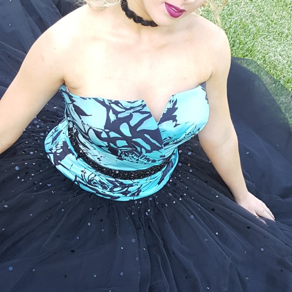 Maggie Sottero prom dress